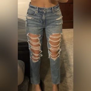 American Eagle Mom Jeans